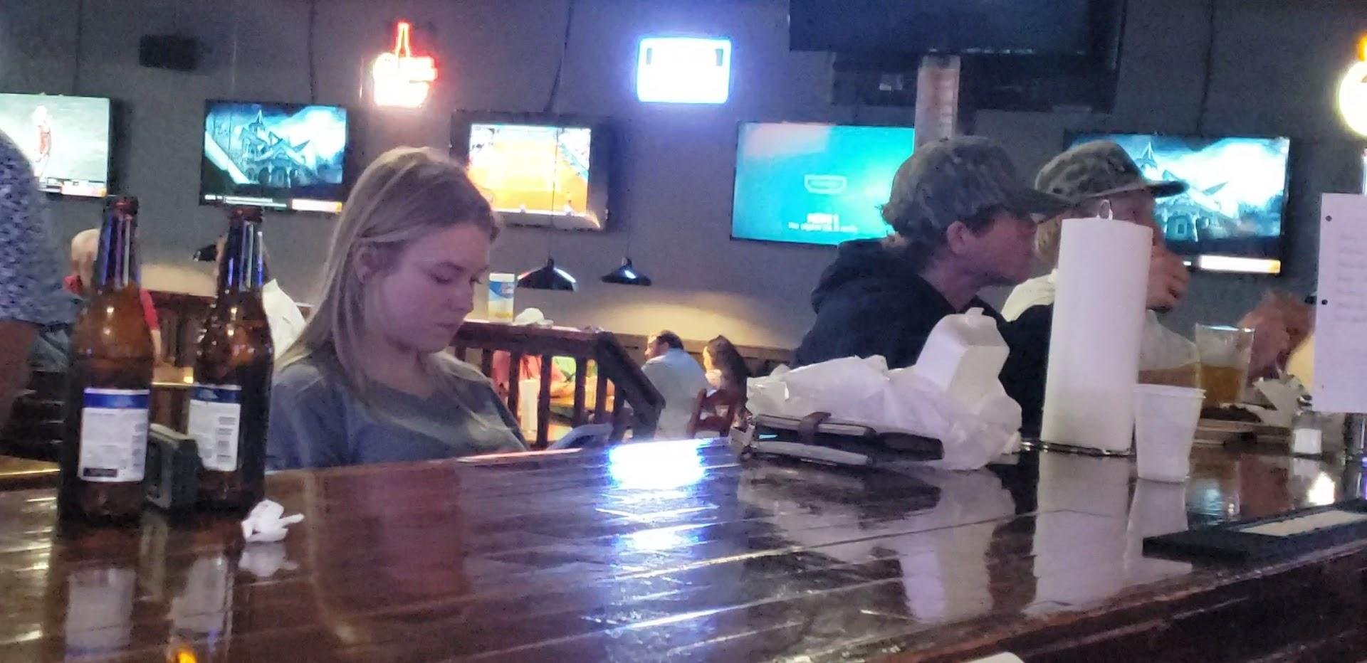 Wingz Sports Pub